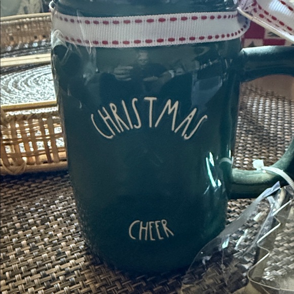 Rae Dunn Green Christmas Cheer Mug with Cookie Cutter - Picture 3 of 5